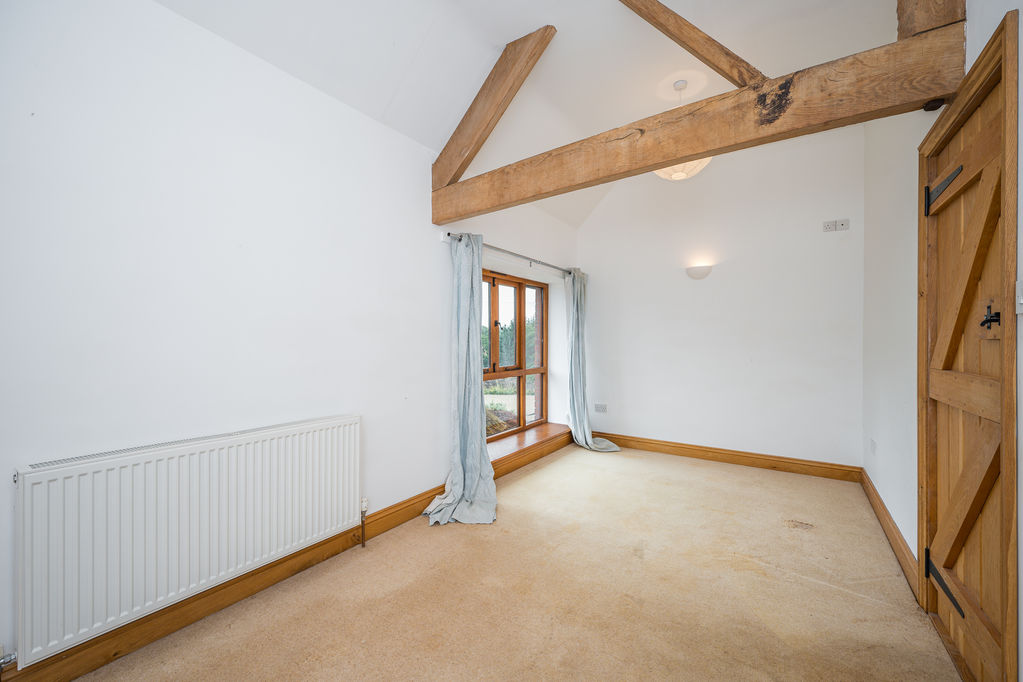 Bedroom- click for photo gallery